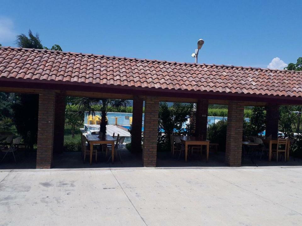 Shaloshvili'S Cellar Hotel Shilda Exterior photo
