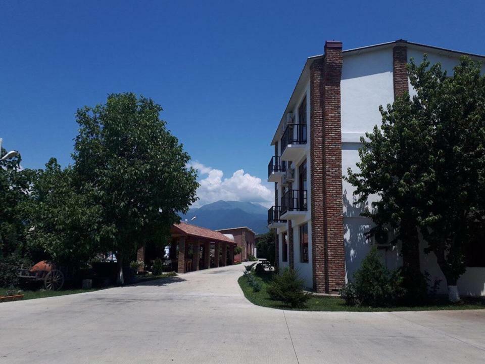 Shaloshvili'S Cellar Hotel Shilda Exterior photo